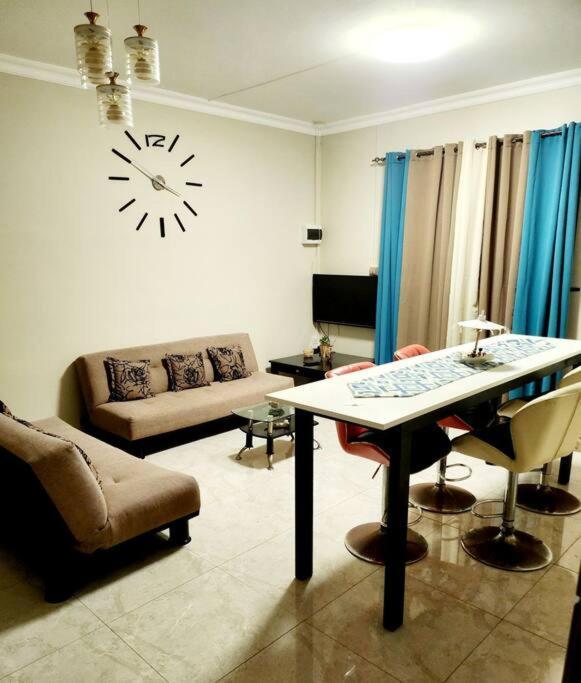Kot Nu - Beach Themed Apartment - 3 Mins Walk From The Sea Flic-en-Flacq エクステリア 写真